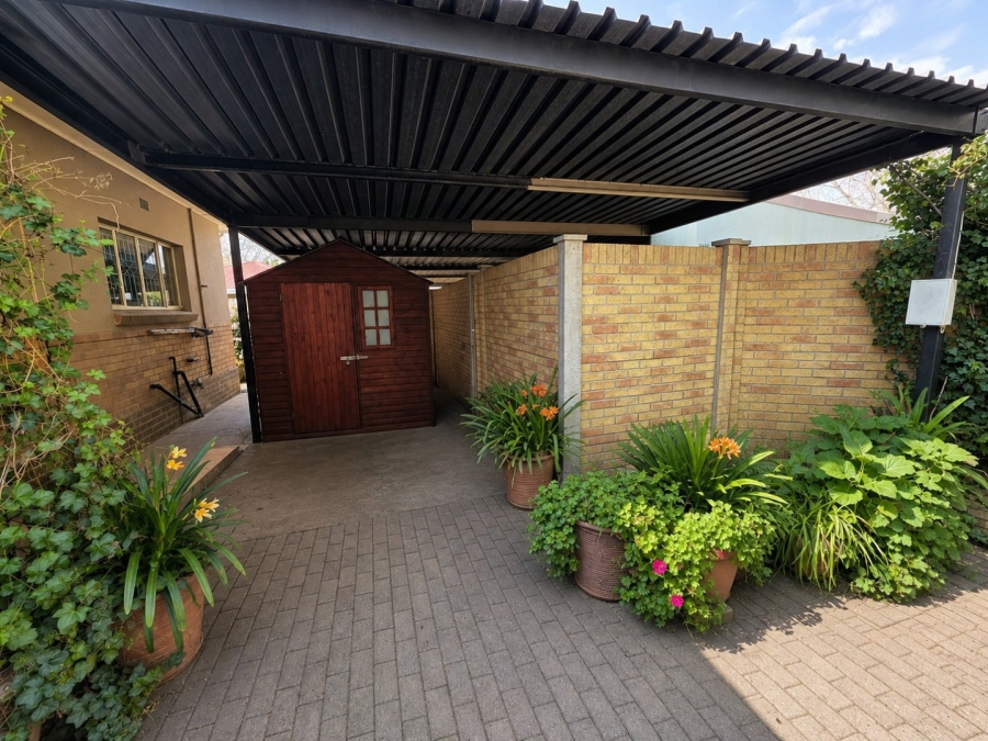 4 Bedroom Property for Sale in Dan Pienaar Free State
